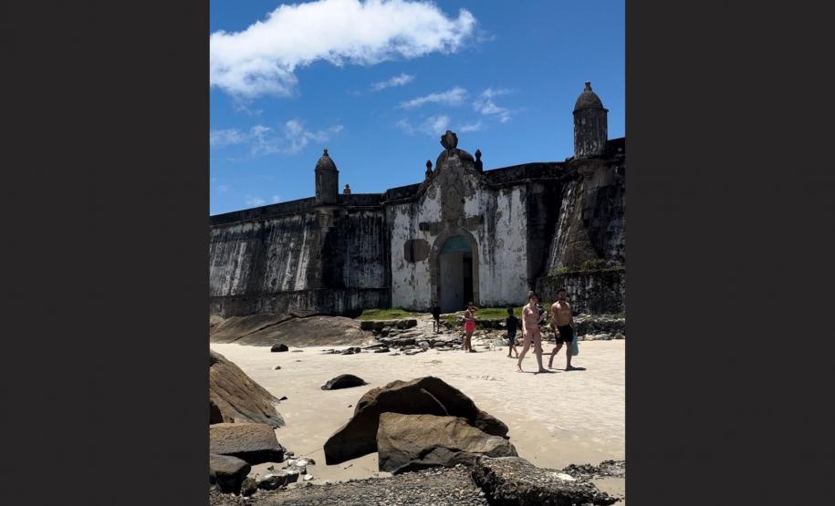 Fortaleza da Ilha do Mel.