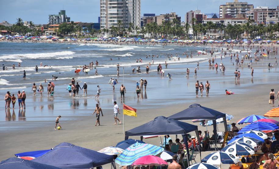 Atuação no Verão Maior Paraná 2023/2024.