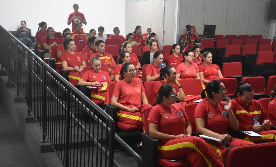 Evento sobre saúde integral realizado pelo CBMPR em 2024 no Dia Internacional da Mulher.