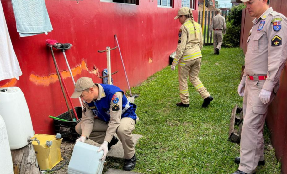 Corpo de Bombeiros Militar do Paraná participa de mutirão contra a dengue no estado, entre 16 e 21 de março de 2024.