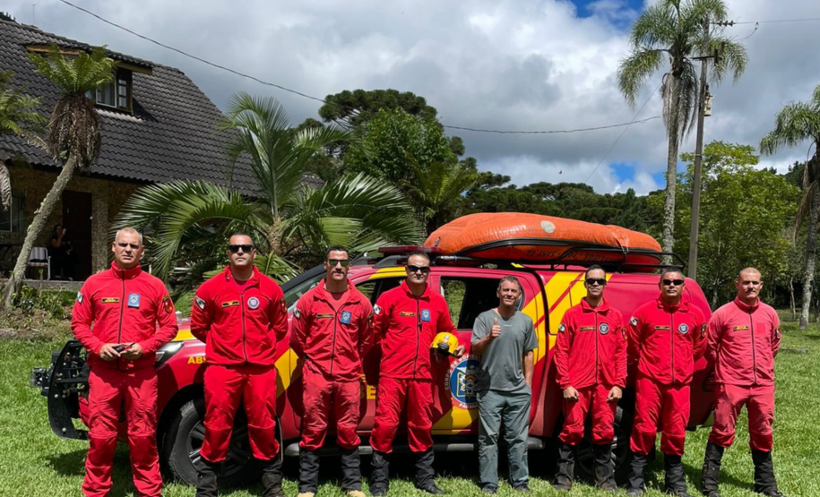 Equipe de busca localiza homem de 62 anos perdido no Morro do Araçatuba.