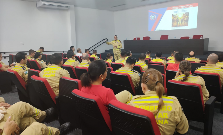 Apresentação do Manual  de Atendimento a Emergência a Pessoas no Espectro Autista, do Major Sinque (CBMPR). Abril 2024.
