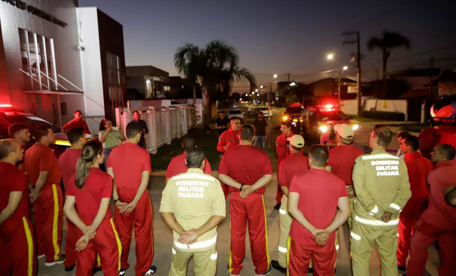 Bombeiros do Paraná vão ajudar nas enchentes no Rio Grande do Sul. Maio de 2024.