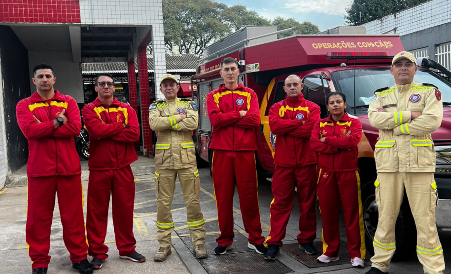 Cães de busca e resgate serão enviados pelo CBMPR para o RS.