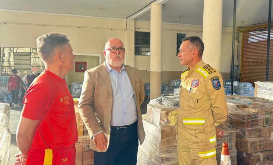 Diretor-geral da Sesa visita o CBMPR.