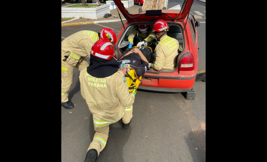 Simulado de atendimento de acidente de trânsito. Maio Amarelo 2024. Santo Antônio da Platina.