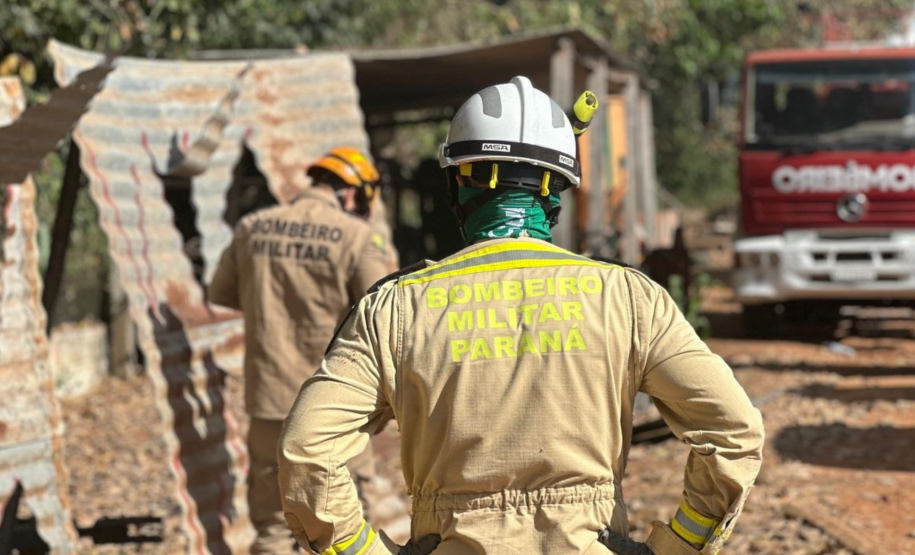 Curso do CBMPR para bombeiros do Acre sobre segurança em silos.