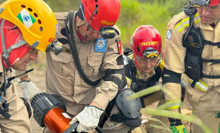 Curso de resposta a desastres preparou equipe do CBMPR para atuar no RS.