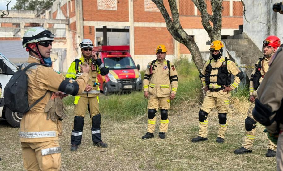 Curso de resposta a desastres preparou equipe do CBMPR para atuar no RS.