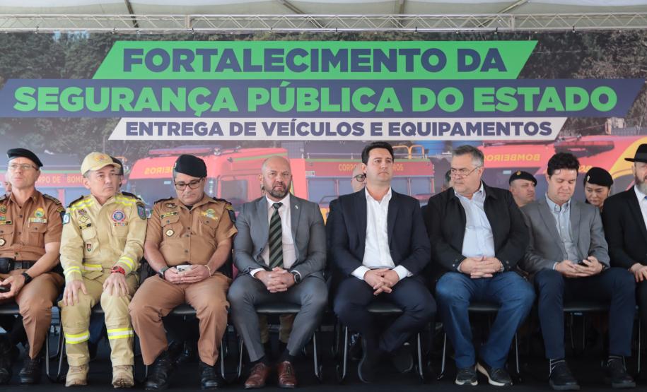 Solenidade de entrega da viaturas para o Corpo de Bombeiros Militar do Paraná (CBMPR).