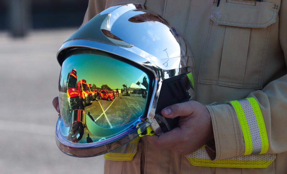 Solenidade de entrega da viaturas para o Corpo de Bombeiros Militar do Paraná (CBMPR).