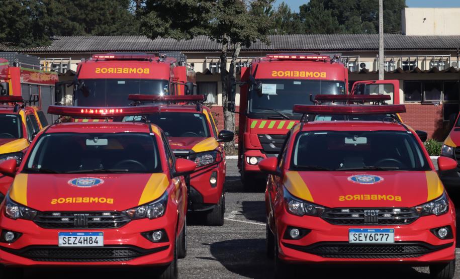 Solenidade de entrega da viaturas para o Corpo de Bombeiros Militar do Paraná (CBMPR).