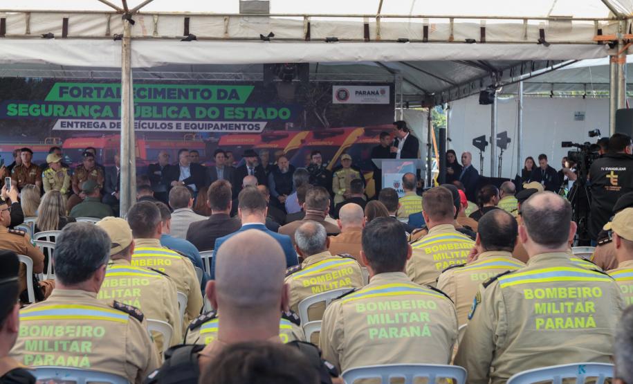 Solenidade de entrega da viaturas para o Corpo de Bombeiros Militar do Paraná (CBMPR).