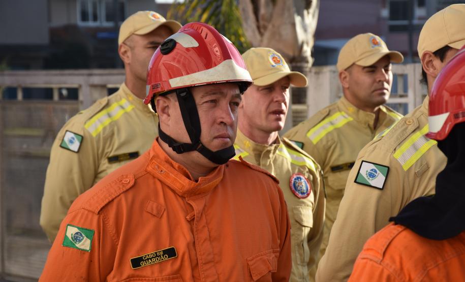 Equipe da Força-Tarefa do CBMPR de saída para combater incêndios no Pantanal.