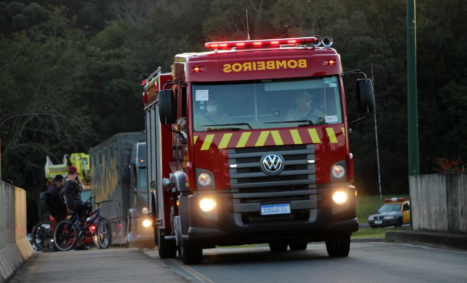 Corpo de Bombeiros Militar do Paraná em ação.