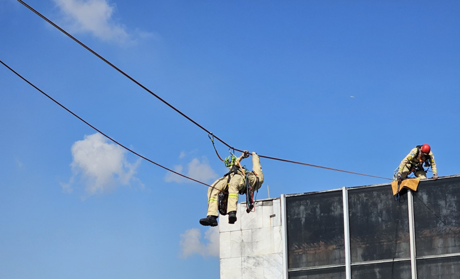 Rope Days 2024: equipe do CBMPR é vice-campeã de salvamento em altura.