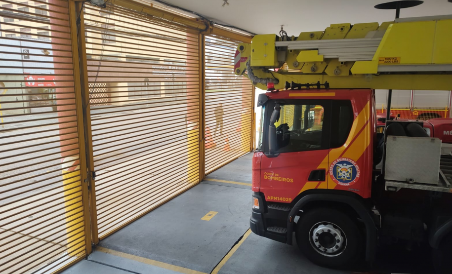 Corpo de Bombeiros Militar do Paraná em ação.
