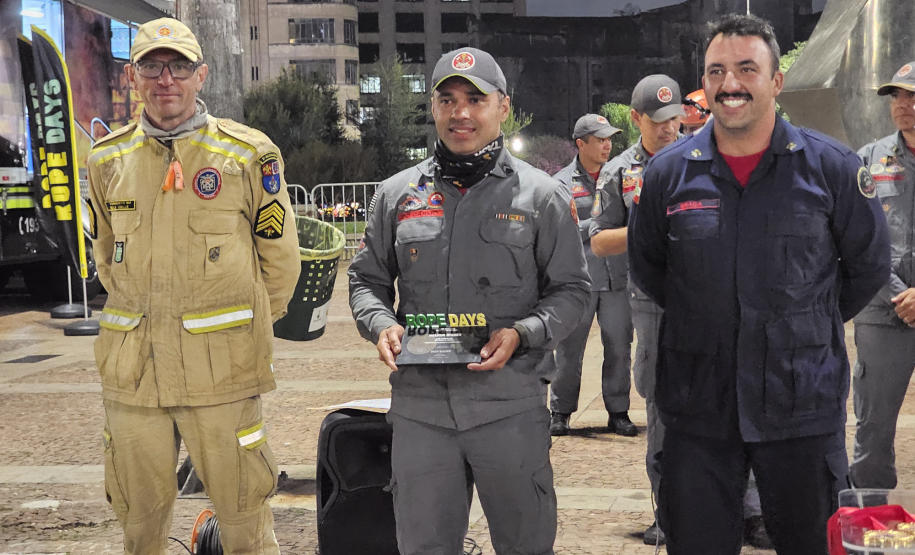 Rope Days 2024: equipe do CBMPR é vice-campeã de salvamento em altura.