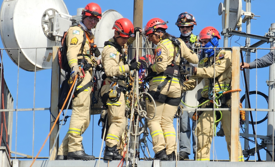 Rope Days 2024: equipe do CBMPR é vice-campeã de salvamento em altura.