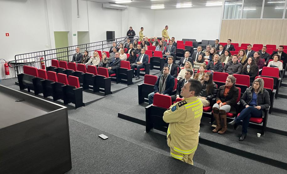 Cerimônia de posse de 15 cadetes do CBMPR - 15/07/24.