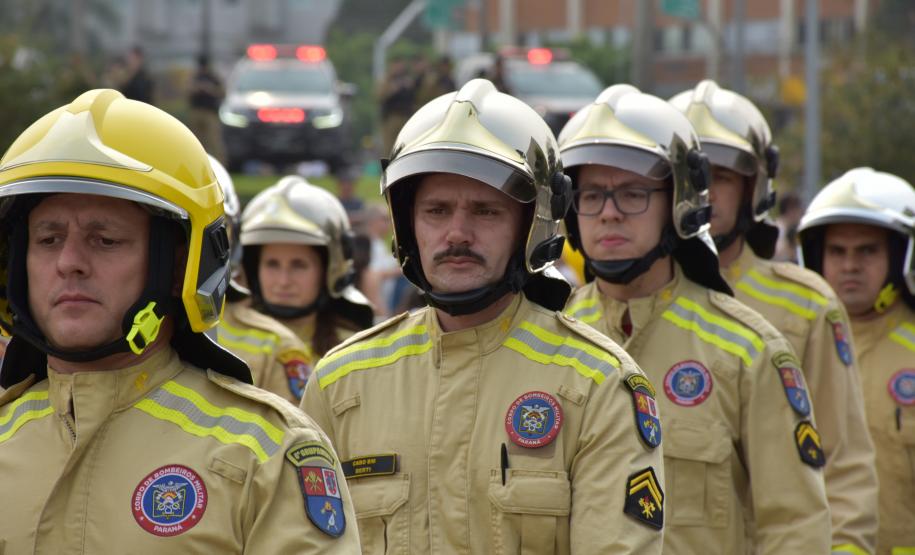 Desfile da Independência em Curitiba, 2024. Passagem do Corpo de Bombeiros Militar do Paraná.