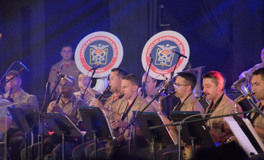 Heróis do Fogo in concert - 1º show da banda do CBMPR