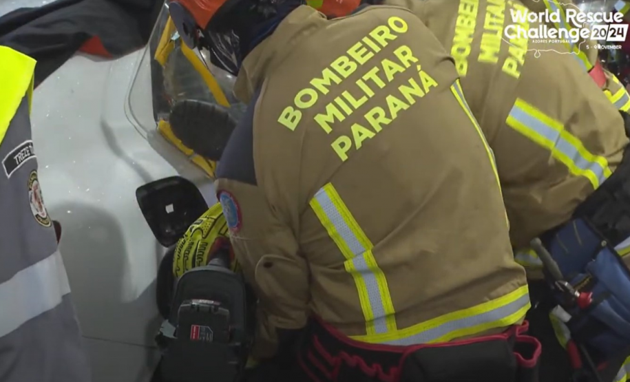 Corpo de Bombeiros Militar do Paraná em ação no World Rescue Challenge, nos Açores, em 2024.