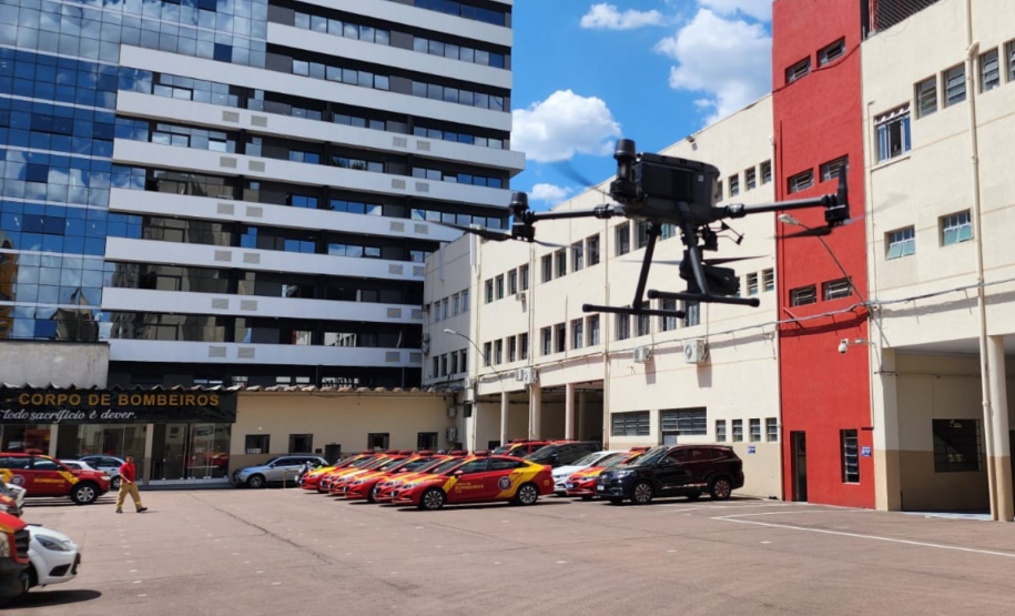 Novos drones do CBMPR, com alto falante e câmera termal, serão usados na Operação Verão 2024/2025.
